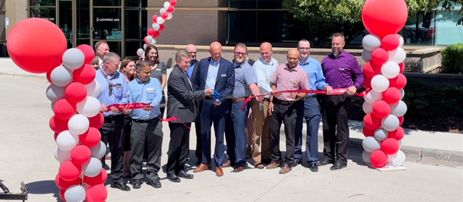 Menomonee Falls ribbon cutting